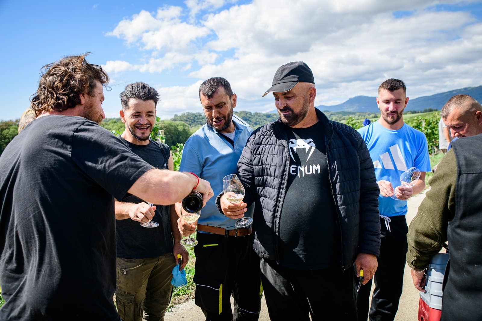 Aperitif with the Kosovar of the harvest team