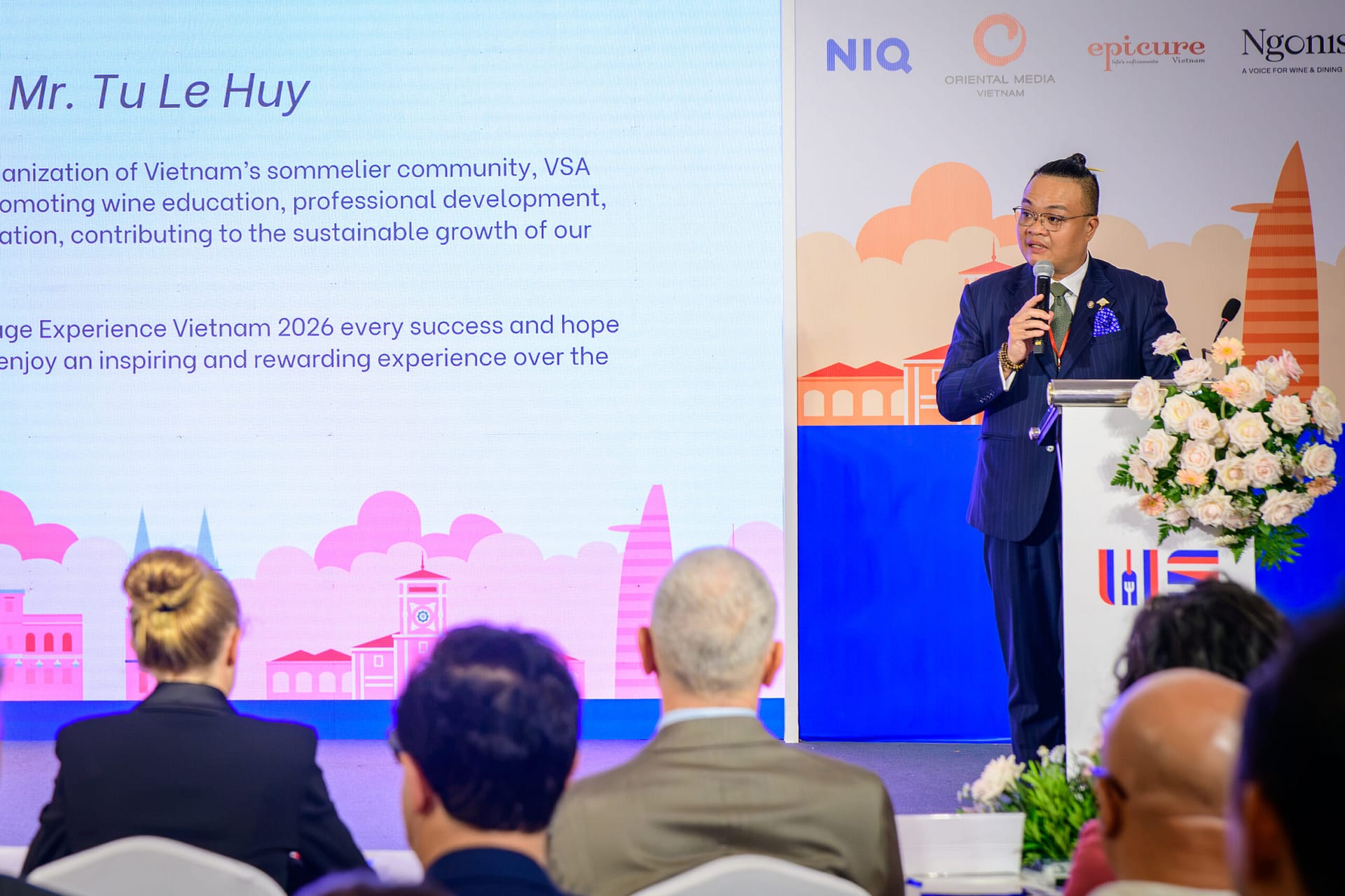 Mr. Tu Le Huy, President of the Vietnam Sommelier Association, delivering remarks at the opening ceremony of Wines Experience Ho Chi Minh City 2026